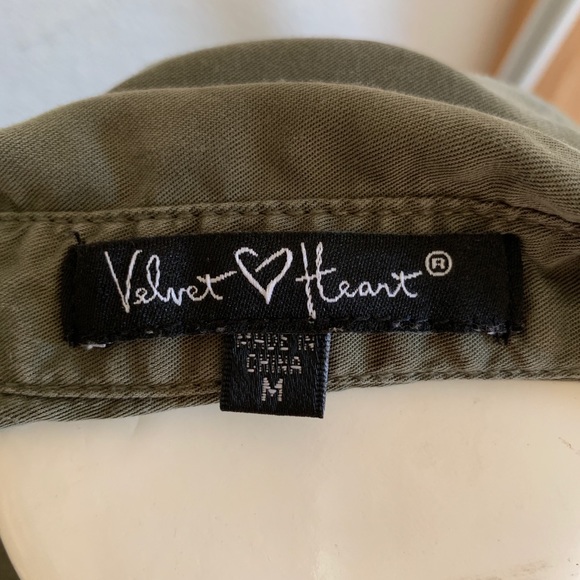 🌲 velvet heart tie-front green button-down 🌲 - Picture 4 of 4